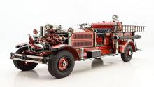 با-کامیون-آتش‌نشانی-کلاسیک-Ahrens-Fox-N-S-4-آشنا-شوید