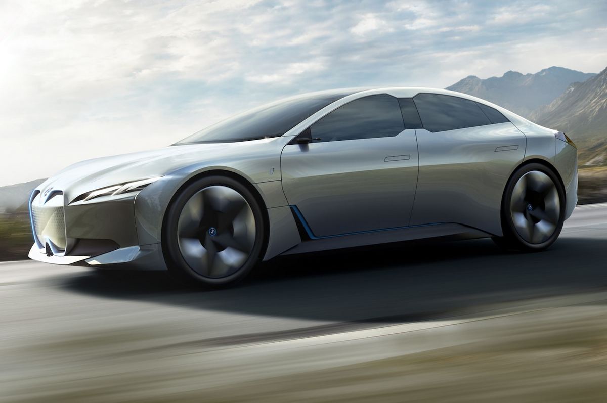 خودروهای الکتریکی تا سال 2021 توسط BMW مسافت 700 کیلومتری خواهند رفت